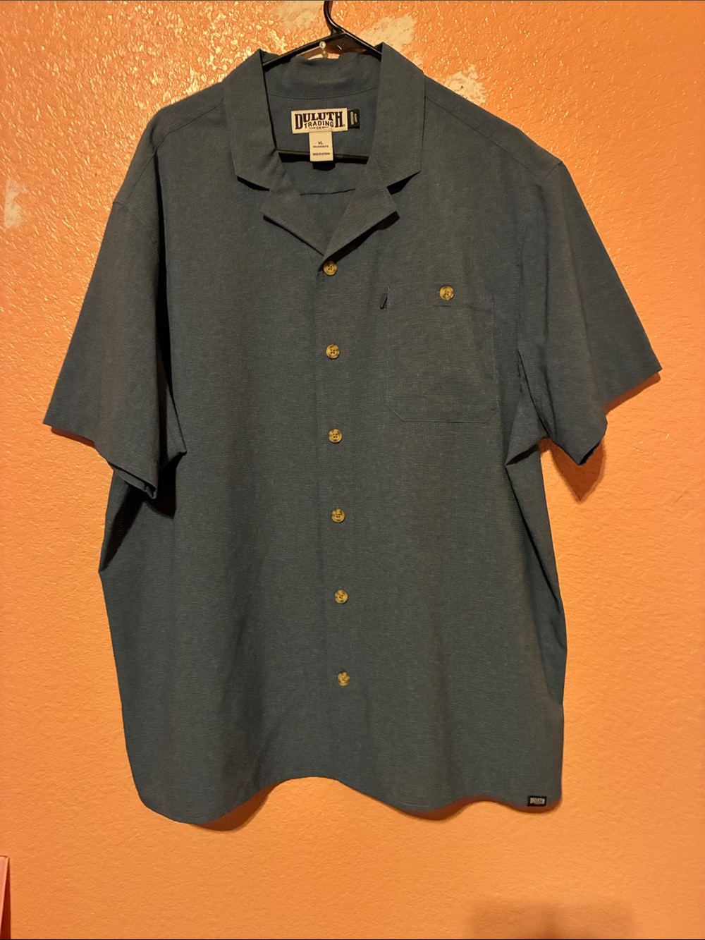 Duluth Trading Co Short Sleeve Button-Down Shirt in Slate Blue